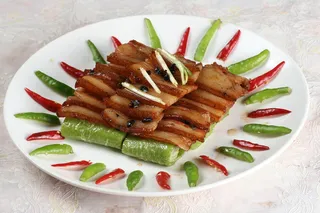 虎皮尖椒炒咸肉 (1)