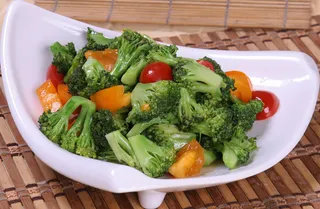 圣女果炒西兰花18元