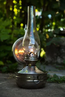 照明煤油灯素材