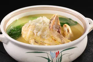 GY00211砂锅鸡煲翅 (1)