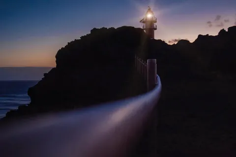 黑夜灯塔图片 黑夜灯塔图片