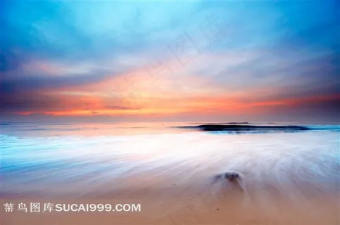 夕阳下的海浪高清图片素材