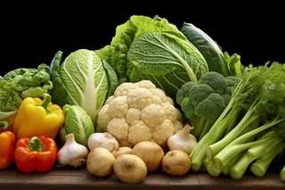 成堆的新鲜蔬菜瓜果摄影图