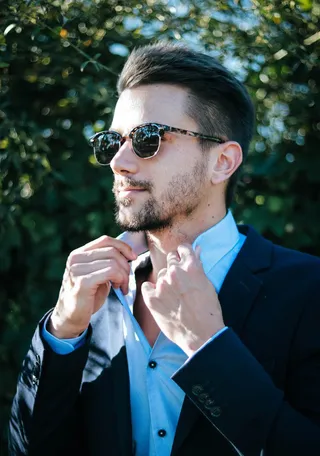 墨镜酷男猛男欧美男模特健身教练职场精英