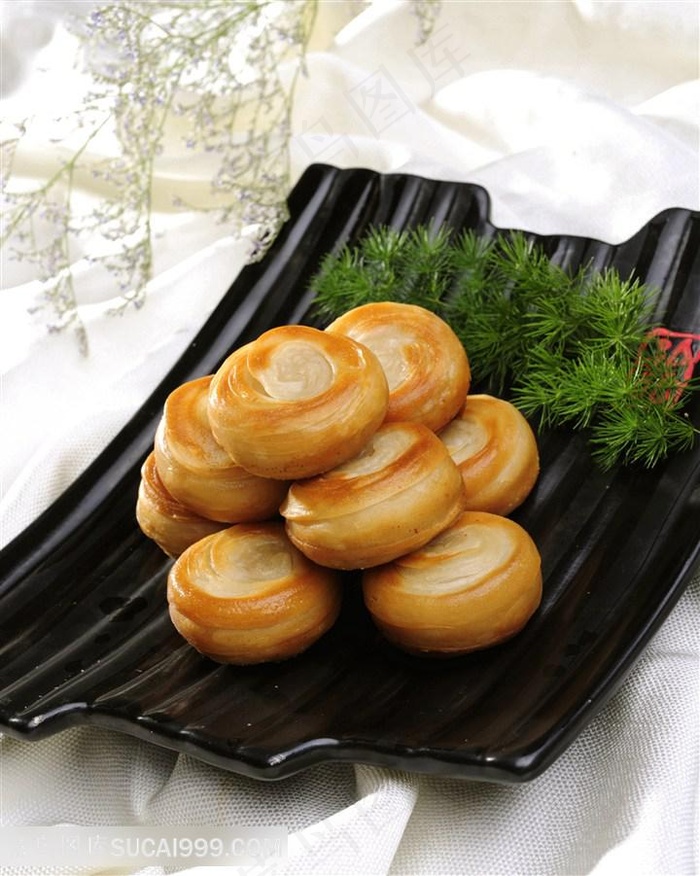 牛肉饼的美食图片