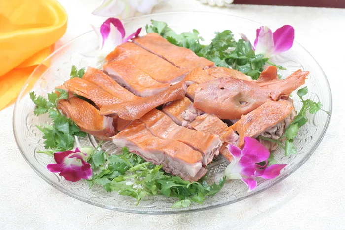 飘香卤熟鸭 18元