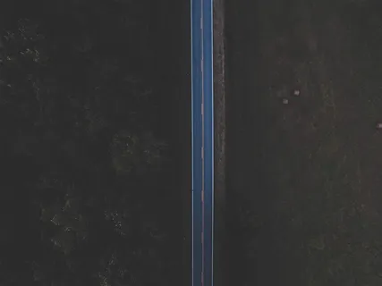 笔直的公路摄影素材大图