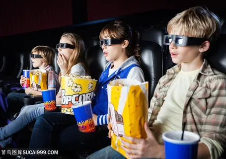 戴3d眼镜的儿童们高清图 戴3d眼镜的儿童们高清图