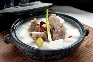 砂锅石锅美食煲类特色菜怀钙骨煲