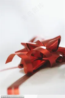 圣诞色彩- 红色的丝带花