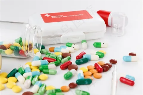 五颜六色的药片胶囊