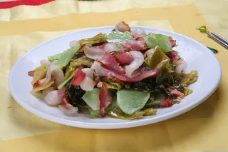 27青笋酸菜炒腊肉-彬彬香土居