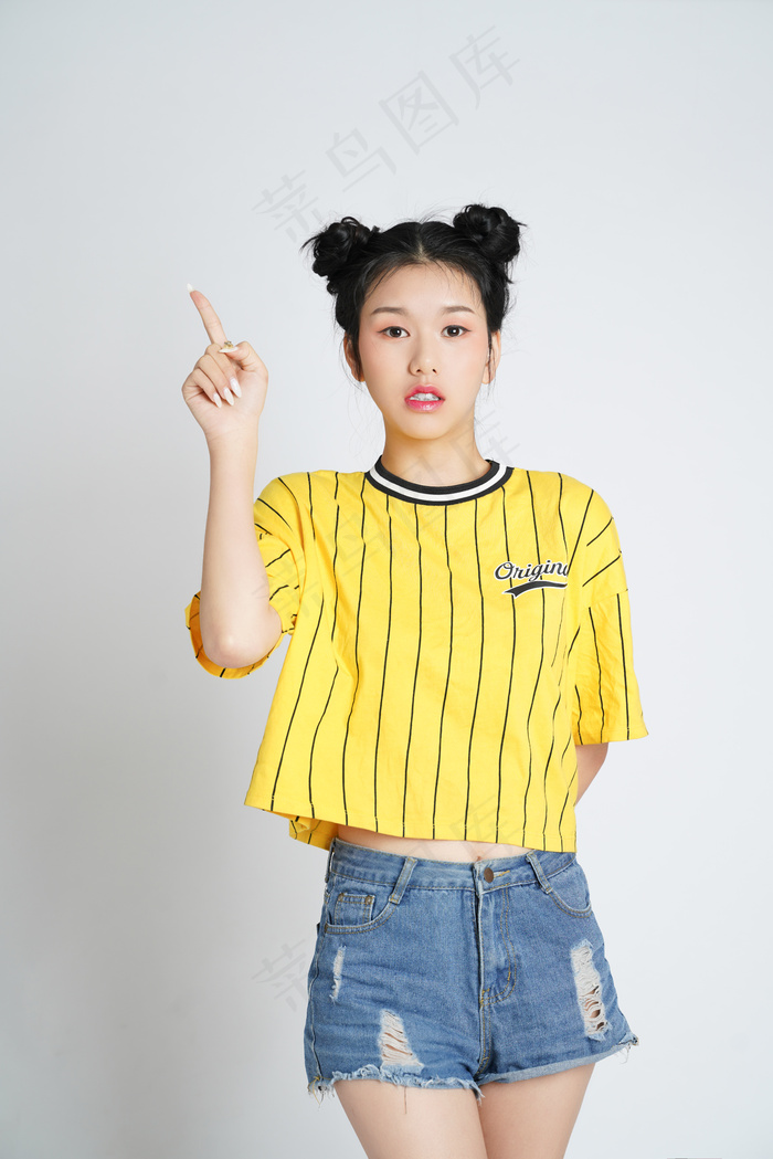 清新唯美可爱的女孩摄影图片