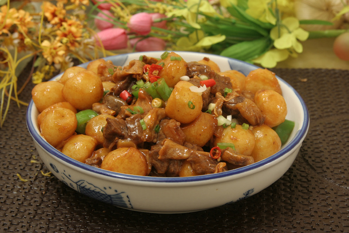 37  牛肉小土豆-福林居