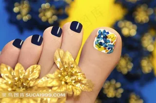 美甲脚趾甲油胶图片