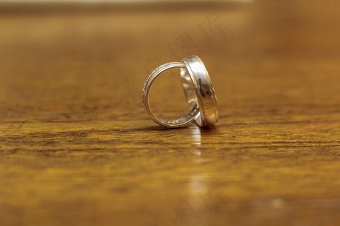 结婚对戒素材图片