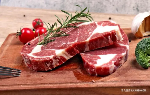 新鲜未加工生牛排美食图片