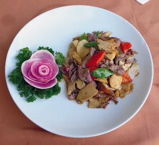 0711c-1836珊瑚菌炒牛柳