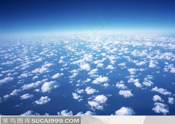 上空俯视云层天空云朵蓝天白云的素材