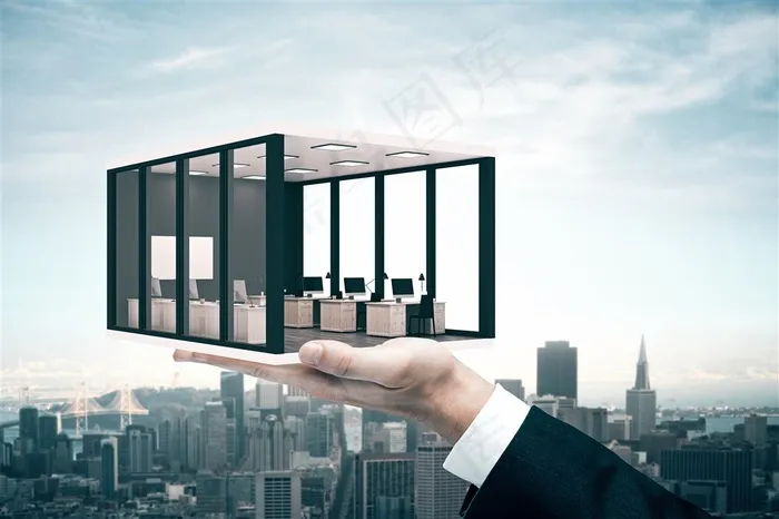 手上的房子模型职场人物