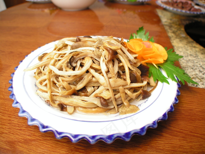  茶树菇  