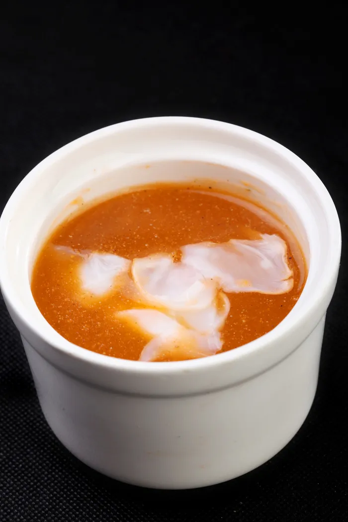 TG00040酸辣乌鱼蛋汤 (1) TG00040酸辣乌鱼蛋汤 (1)