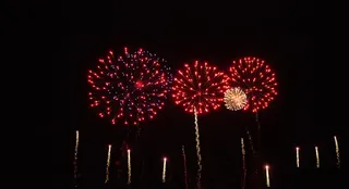 除夕烟花灿烂图片