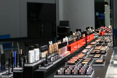 化妆品专柜展示台图片 化妆品专柜展示台图片
