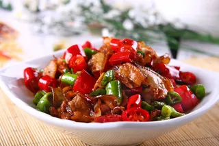 R01818湘西小炒肉51