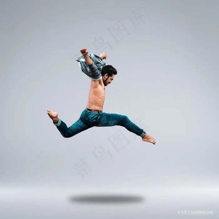 空中飞舞的男子舞蹈图片