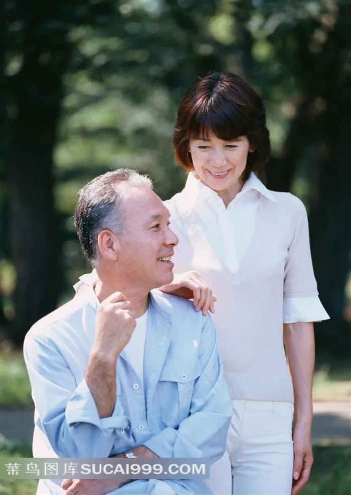 幸福的老夫妻素材