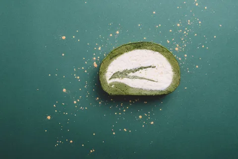 蛋糕店小蛋糕慕斯美食甜品图片