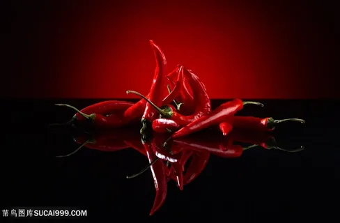 创意新鲜辣椒高清图片