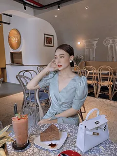 下午茶餐厅名媛美女图片 下午茶餐厅名媛美女图片