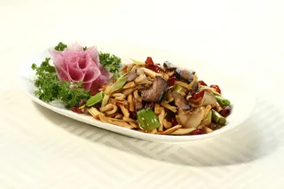 8萝卜炒腊肉-雅香苑