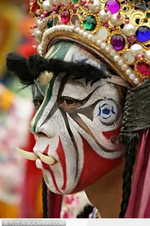 中华传统文化-京剧面孔侧面