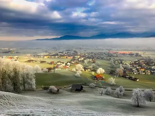 瑞士乡村风景图片