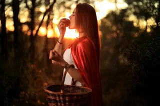 侧颜逆光唯美写真