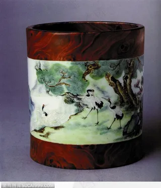 中华传统工艺-仙鹤花纹笔筒