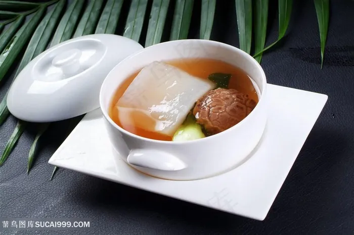 品花胶炖白菇