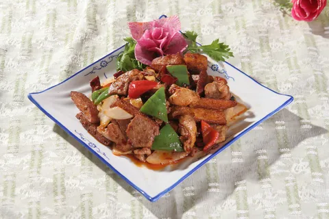 饼子回锅肉 15元