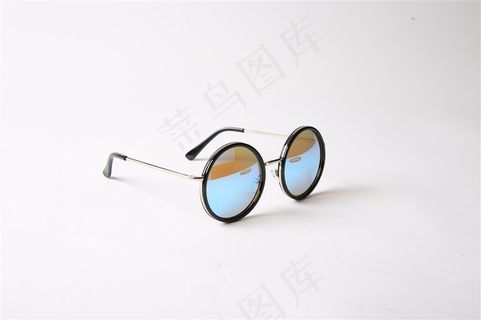 炫酷有气质的墨镜高清图片 炫酷有气质的墨镜高清图片