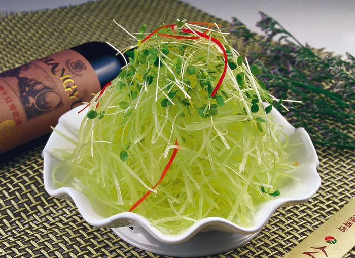 椿苗笋丝