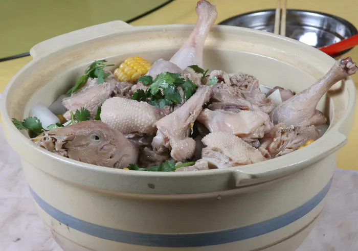 砂锅老母鸡