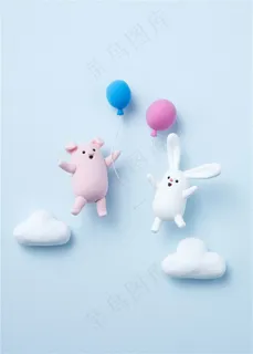 小猪牵气球淡蓝色背景图片