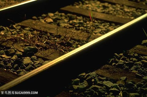 唯美铁路风景画