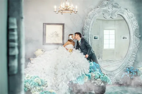 幸福恋人唯美室内婚纱图片