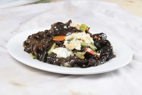 蛋清木耳-吉思克