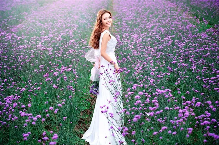 浪漫薰衣草甜蜜恋人婚纱摄影