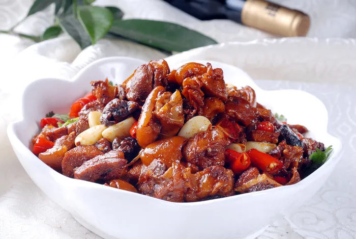  古典 香辣仔猪小